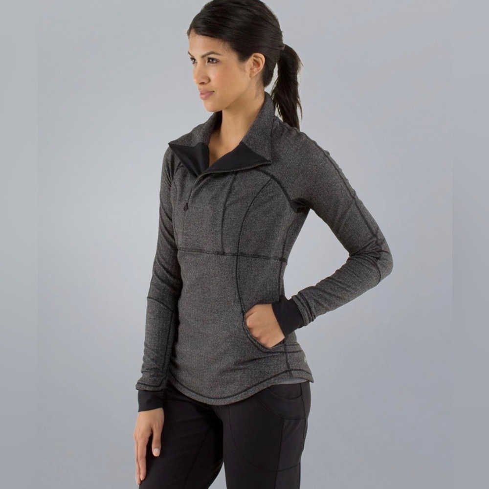 Lululemon Base Runner 1/2 Zip in the Heathered Herringbone Black Jacket